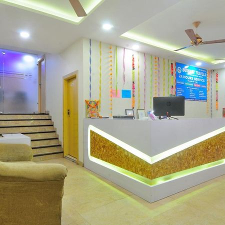 Hotel Prince Palace Deluxe - Paharganj - Ню Делхи Екстериор снимка