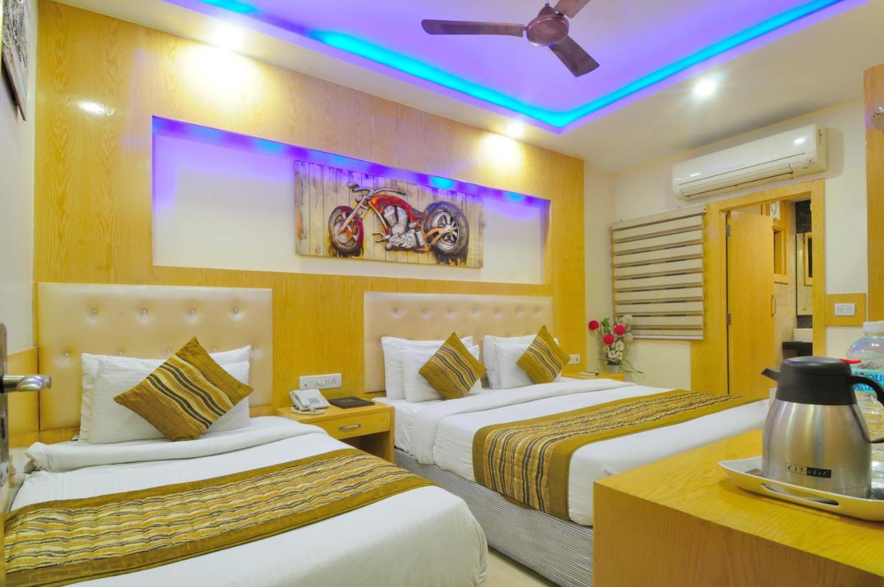 Hotel Prince Palace Deluxe - Paharganj - Ню Делхи Екстериор снимка