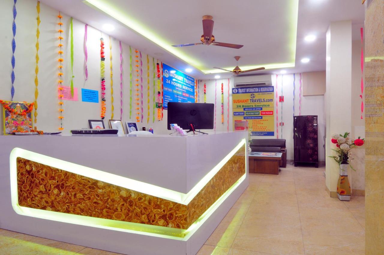 Hotel Prince Palace Deluxe - Paharganj - Ню Делхи Екстериор снимка